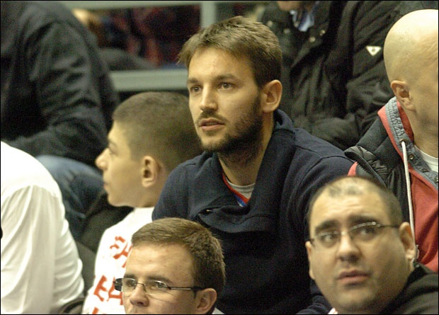 НИНКОВИЋ НАЈБОЉИ: Милошу уручена награда за играча године у Аустралији