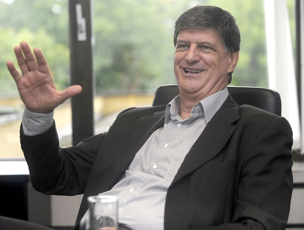 ОПЉАЧКАН СТАН ЖАРКА ЗЕЧЕВИЋА: Лопови украли сеф и однели 4.000 евра