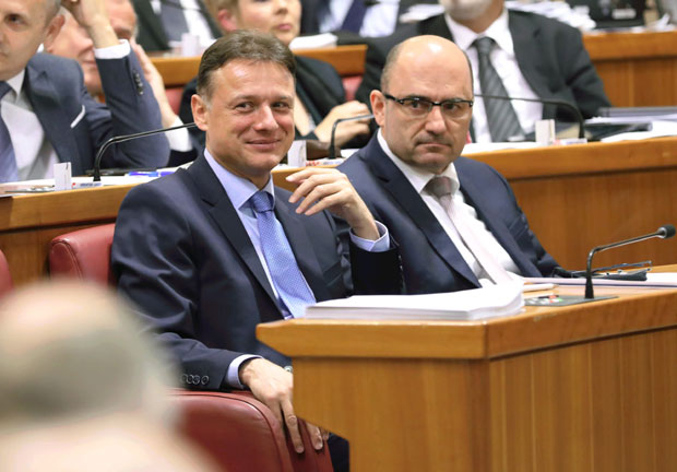 Тајм-аут за Пленковића