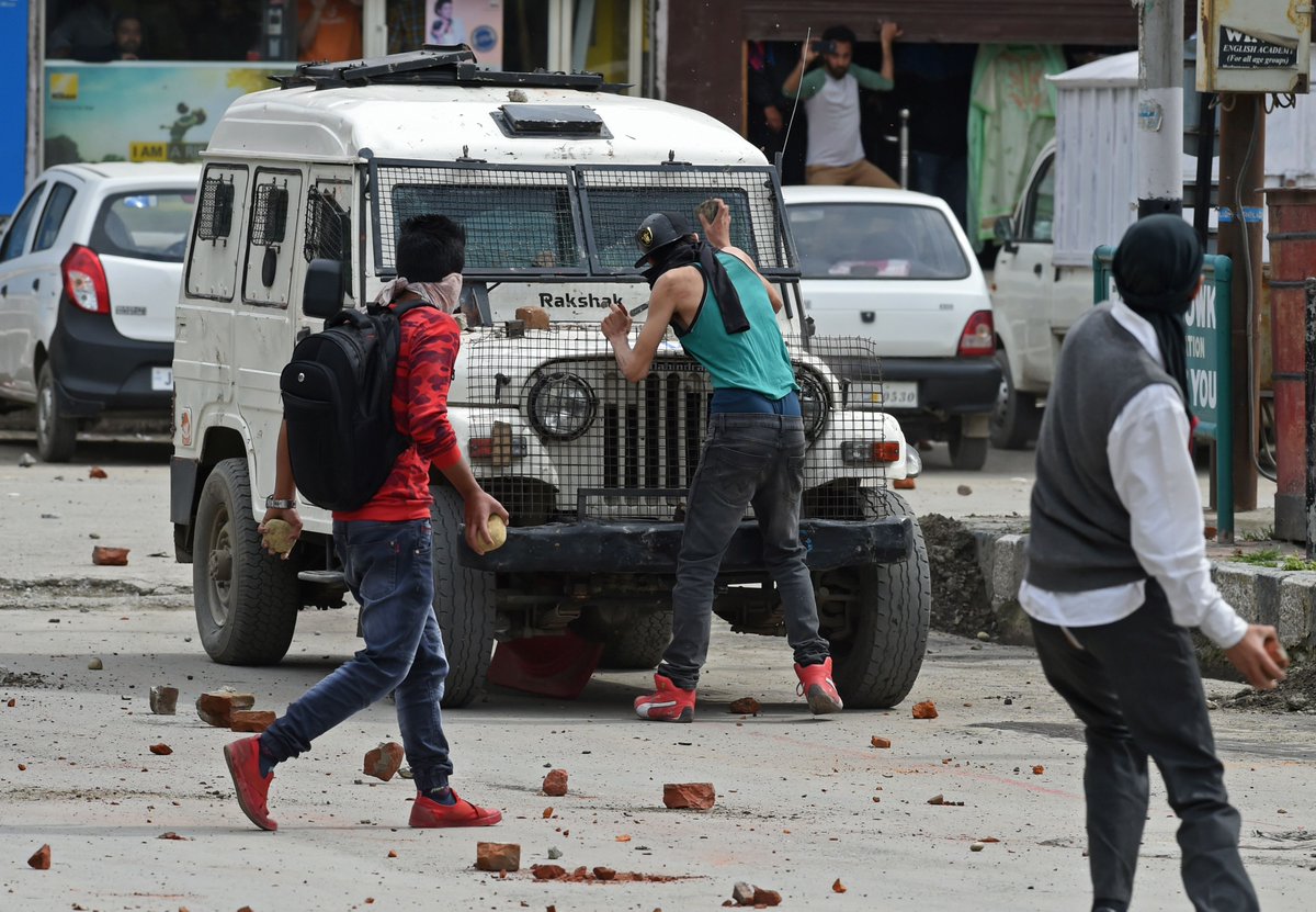 У нападу екстремиста погинуло четворо, нападач убијен