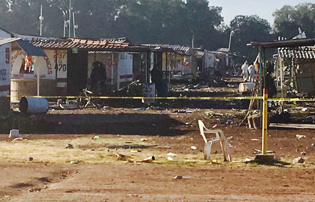 ЕКСПЛОЗИЈА ВАТРОМЕТА: Страхује се да међу 14 погинулих има и деце