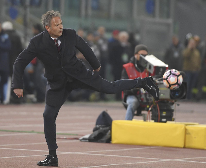 Михајловић суспендован и лакши за 10.000 евра