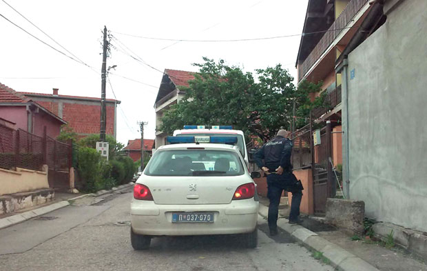 САМОУБИСТВО У НИШУ: Пререзао вене због болести 