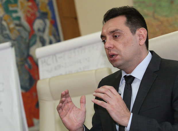 Вулин: Албанци спремни да зарате