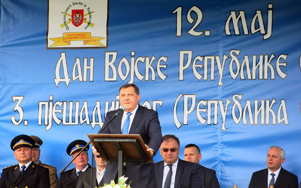 Војска брани слободу Српске
