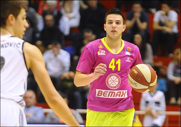 Новак: Морамо да заборавимо Партизан и победимо ФМП