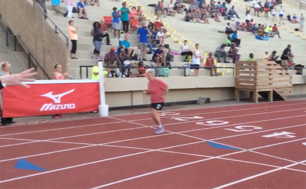 Бака у десетој деценији оборила рекорд у трци на 400 метара