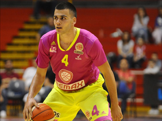 Мега на крилима Јарамаза боља од ФМП