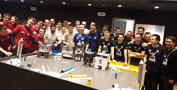 Беспарица притисла такмичаре из роботике: У Француску само уз донаторе