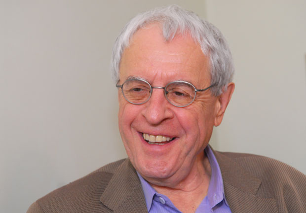 Чарлс Симић: И раније смо бирали будале