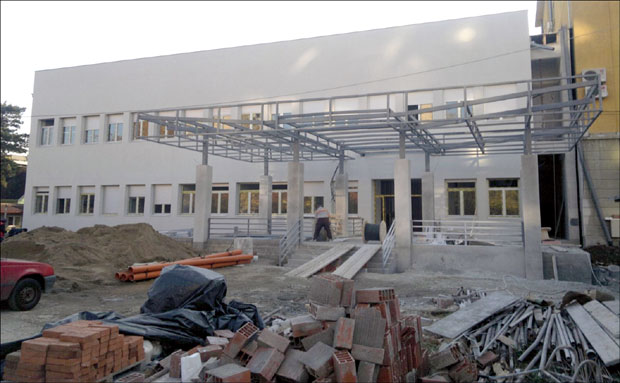 Касне нове нишке клинике 