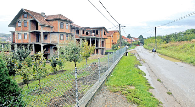 За легализацију потребно седам докумената