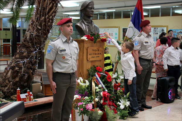 Одата почаст хероју са Кошара