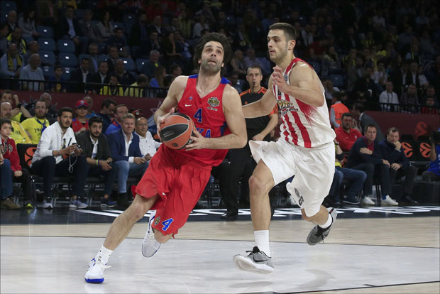 ОЛИМПИЈАКОС У ФИНАЛУ ЕВРОЛИГЕ: Теодосић од јунака до трагичара