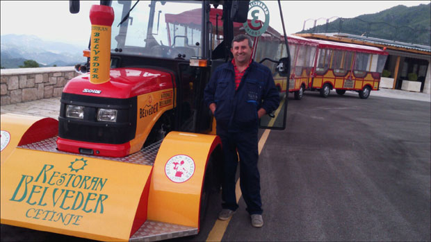 Ово је ауто-механичар који једини у Србији прави возила за туристе