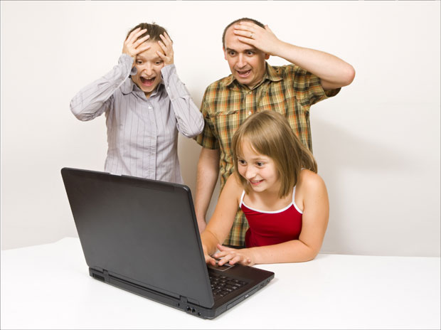 Опрезно са фотографијама на Фејсбуку