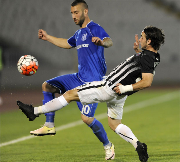 Партизанов јуриш ка титули