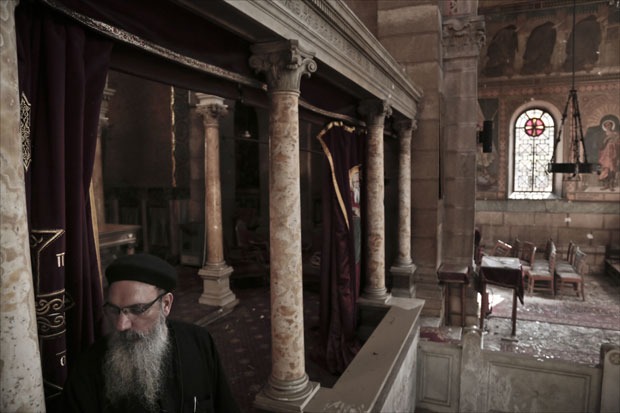 Осумњичени за нападе на цркве у Египту пред војним судом