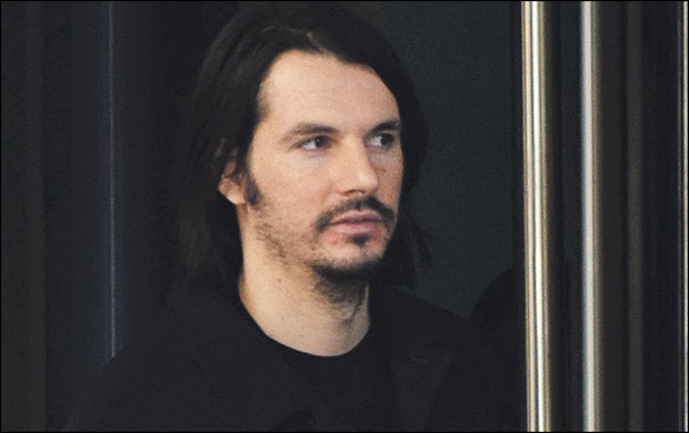 Mилош продаје Светов стан 