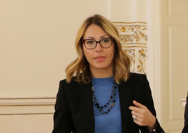 Негре: ЕИБ планира да инвестира у Србију око 375 милиона евра