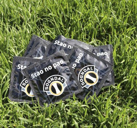 Фудбалски клуб кондомима привлачи навијаче