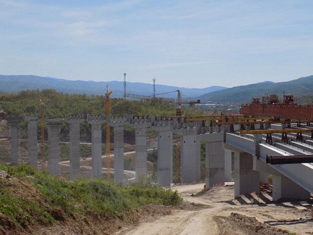 Постављен последњи од 110 носача на мосту Џемин на Коридору 10