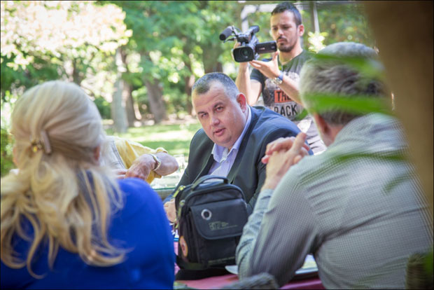 Функционер донирао 11 плата, одрекао се репрезентација и путује о свом трошку