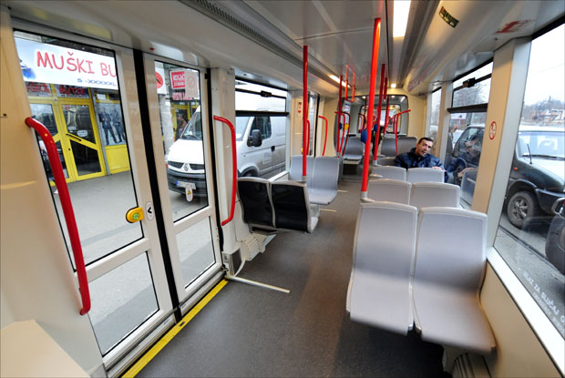 На столице у шпанцу нико не седа због штроке!