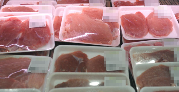 Српска јунетина враћена из Русије због папира