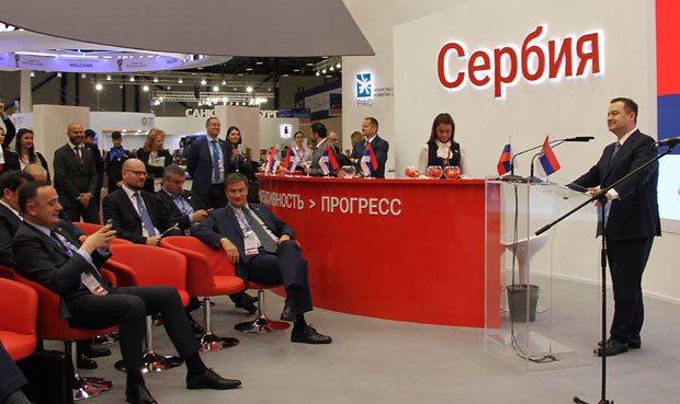 Међународни форум у Санкт Петербургу: Србија показала својих 10 адута