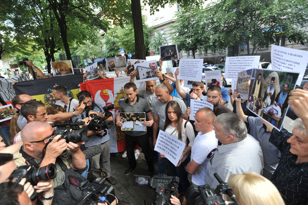 НАСТАВЉЕНА ТРИБИНА: Јахјаги драго због представљања дела у престоници “државе која је починила страшне злочине“