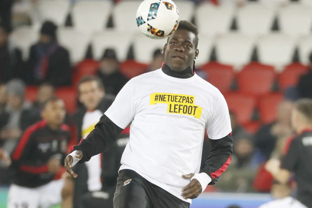 Борусија би Балотелија на место Обамејанга