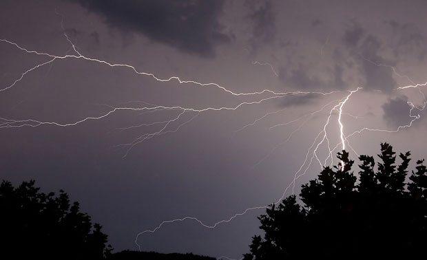 Француска: У удару грома повређено 15 особа