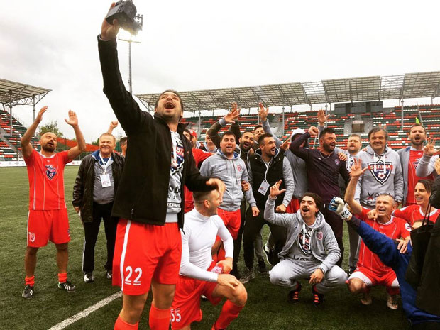 Арт фудбалери у Москви славили уз Видовдан