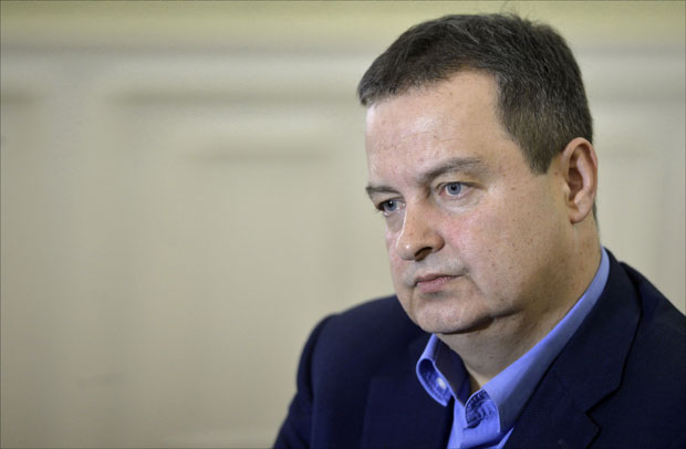 Шпијунка: Дачићу, кад  ће мигови?