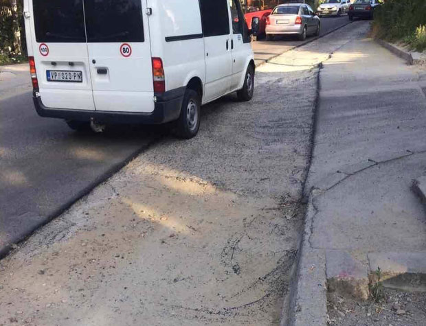 Цеви замењене, рупе остале