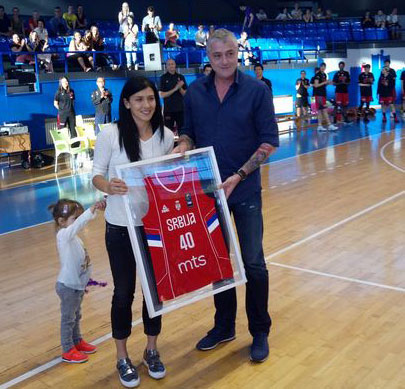 Дајана Бутулија се свечано опростила од репрезентације