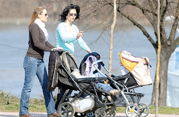 Бебама треба и до 700 евра помоћи