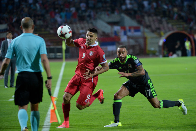 Митровић, опет, спашава Србију