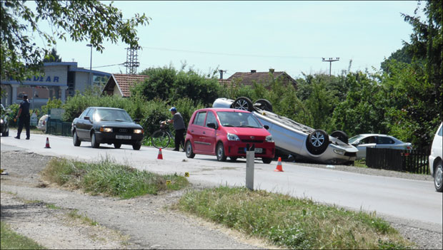 КАРАМБОЛ КОД ГРАДИШКЕ: Тешко повређена жена