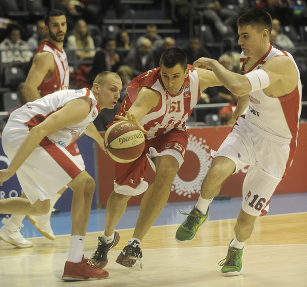 КРАЈ: Звезда - ФМП 94:66