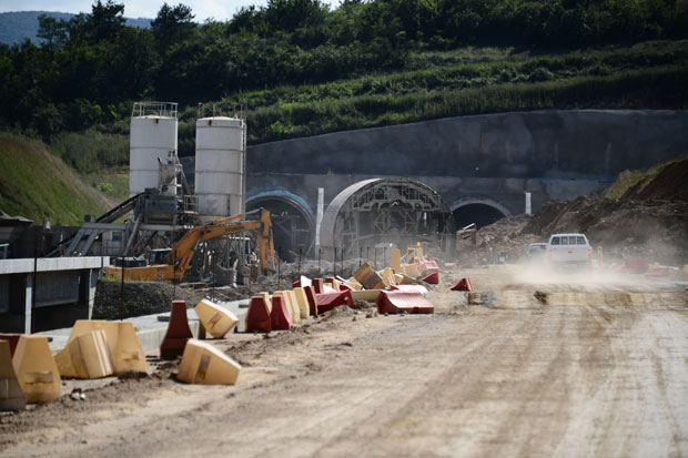 Пенал за кашњење 100.000 евра