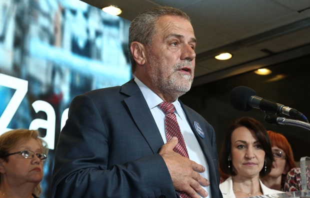 БАНДИЋ ПРЕЛОМИО: Референдум о имену Трга маршала Тита 