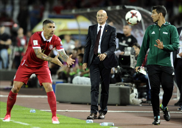 Муслин: Ова Србија не спушта гард