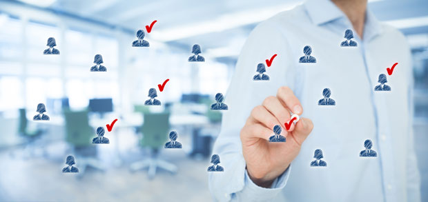 ОПРЕЗ НА ФЕЈСБУКУ: Хакери преко квизова краду податке 