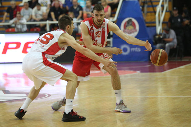 Звезда силовита у Железнику, још једна победа и титула