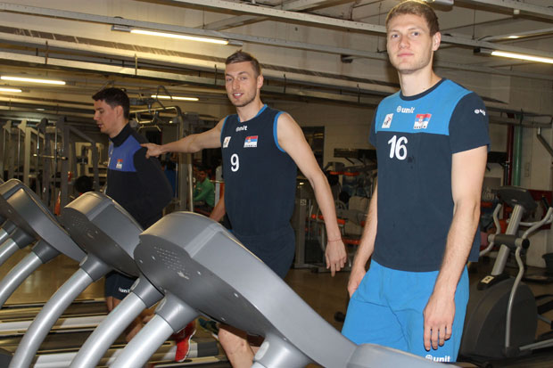 НИКОГ СЕ НЕ ПЛАШЕ: Одбојкаши једва чекају дуел са Аргентином