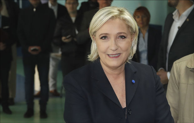 Европски парламент укинуо посланички имунитет Марин ле Пен