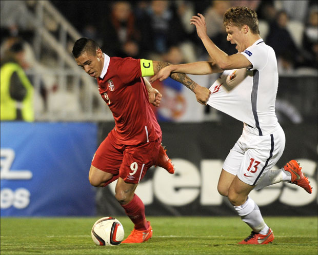 ЈУРИШ НА ЗЛАТНИ ХЕТ-ТРИК: Репрезентација Србије против Португалије игра први меч на ЕП