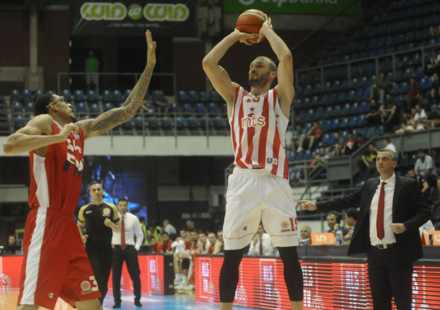 КРАЈ: Звезда - ФМП 87:57